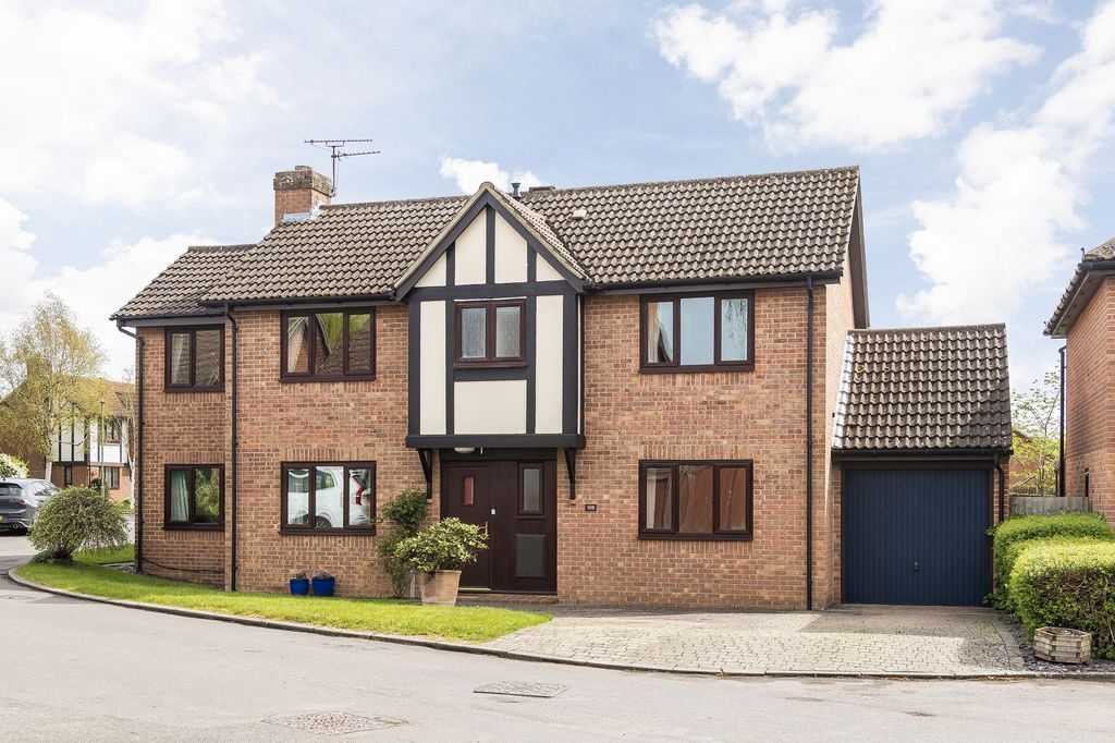 Property photo 1 of 20