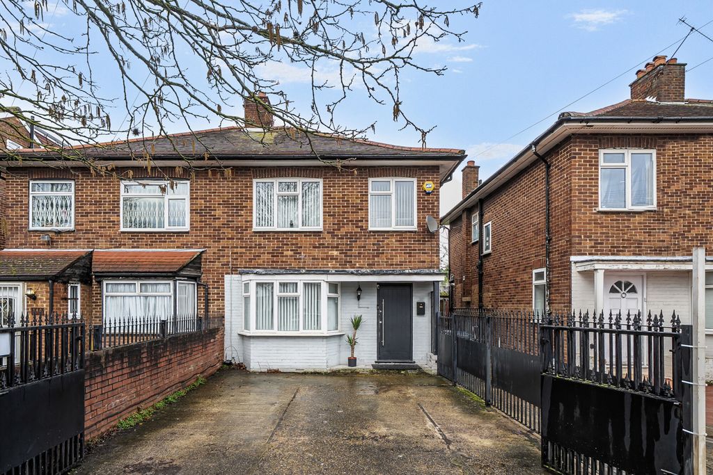 Property photo 1 of 18 1409851-19-698Dec...