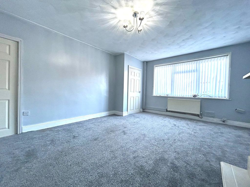 Property photo 2 of 9 Picture No. 02