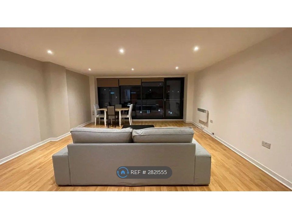 Property photo 3 of 11