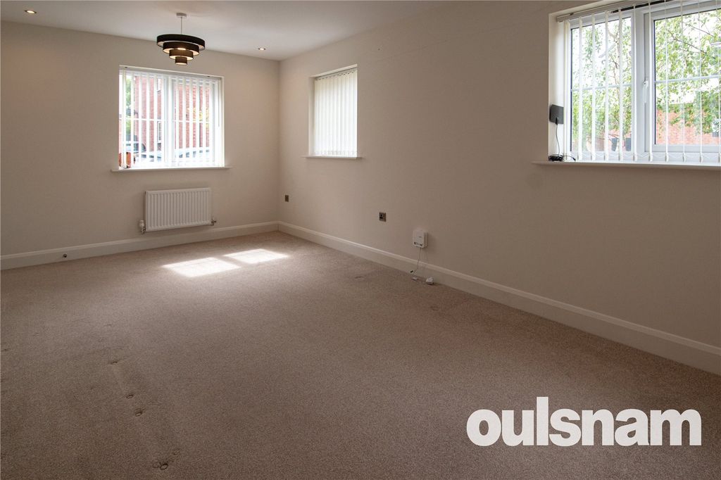 Property photo 2 of 22 Picture No. 15