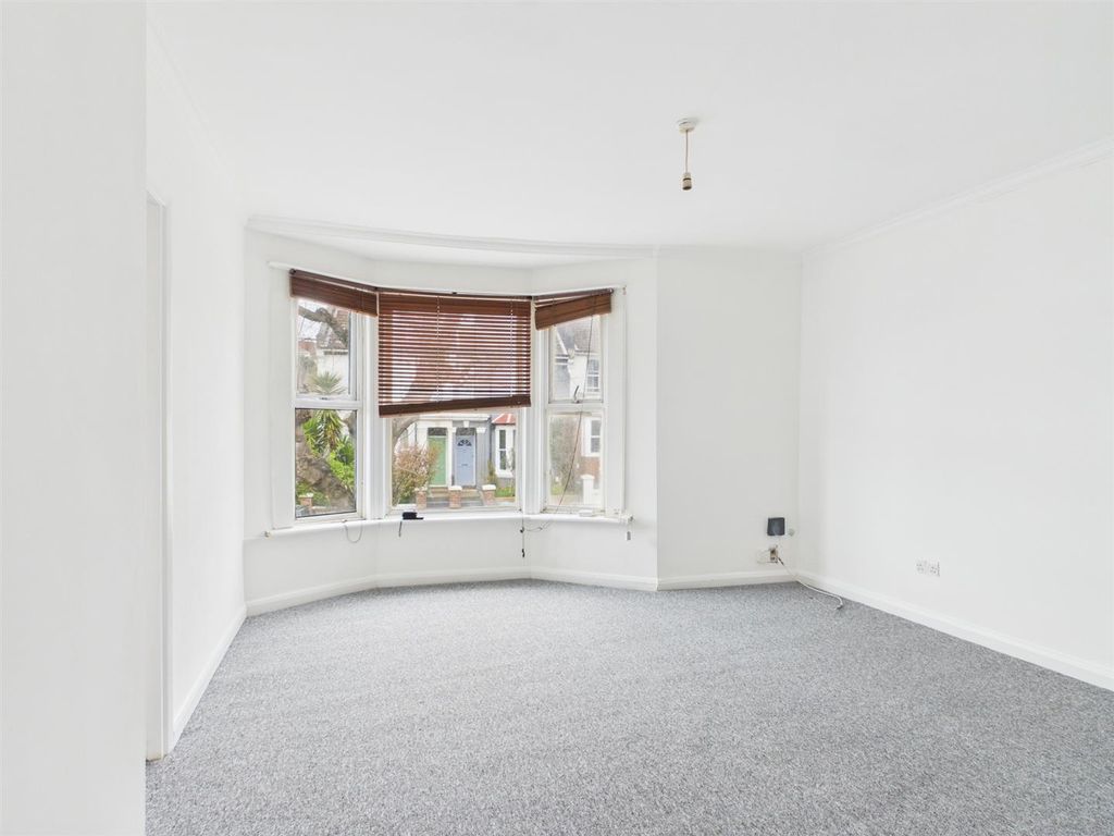 Property photo 1 of 5 Cam01968G0-Pr0258-Still005.Jpg