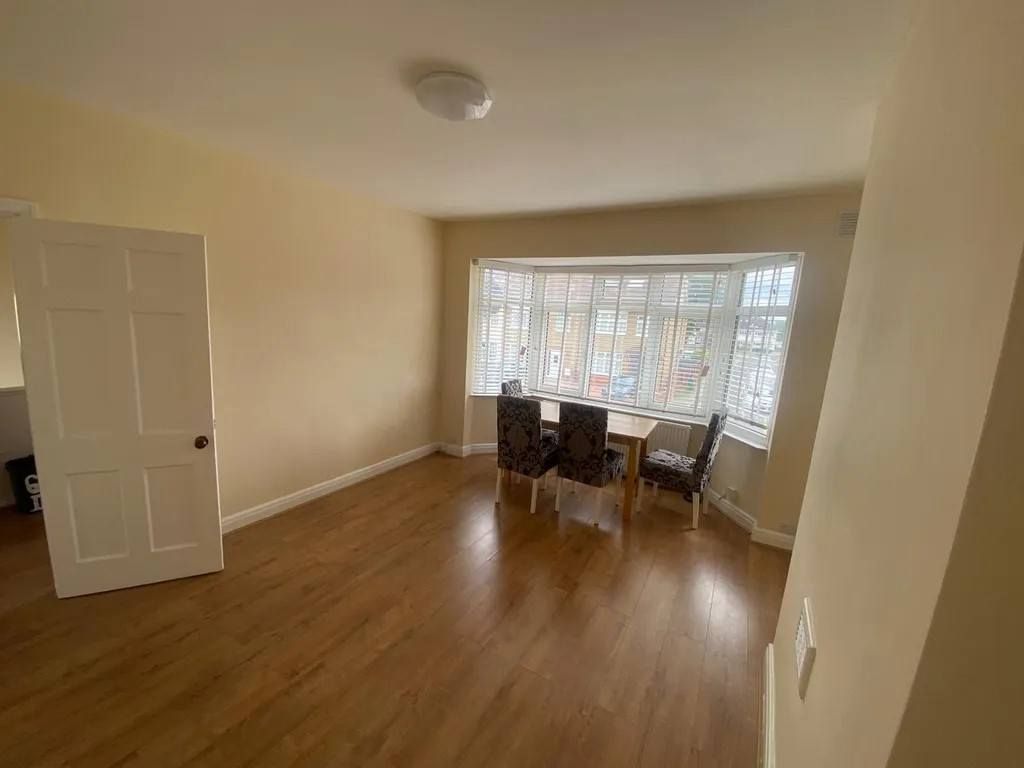 Property photo 3 of 14 Gallery