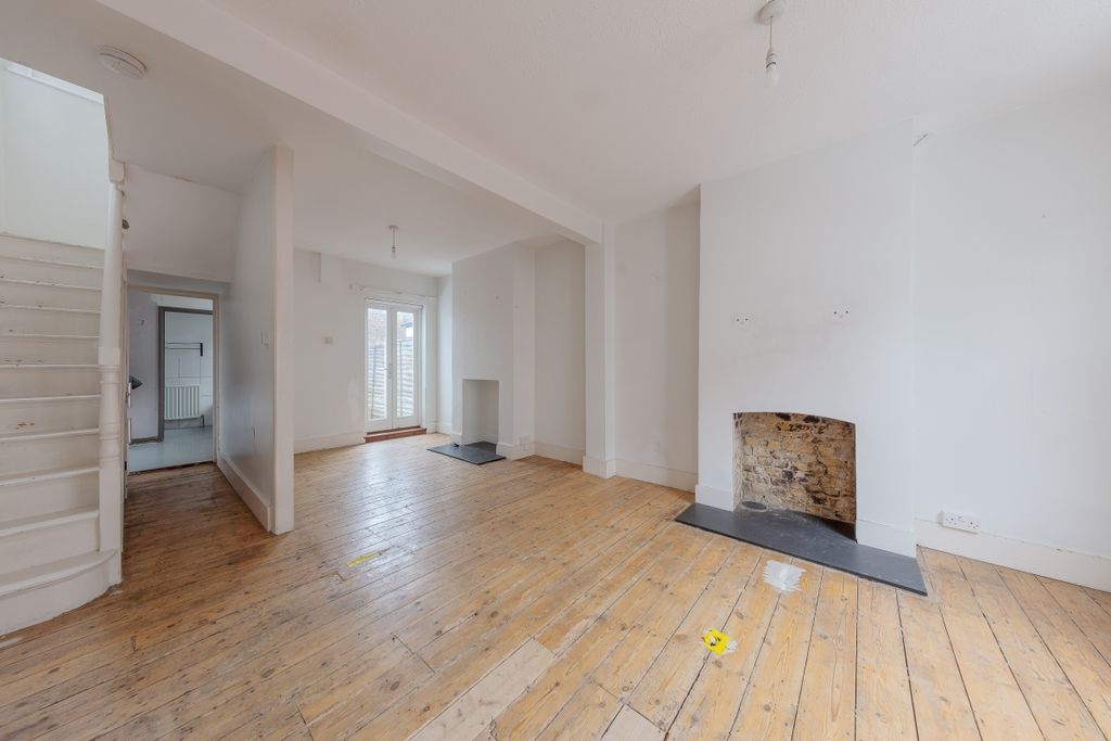 Property photo 2 of 13 094A1541-Edit