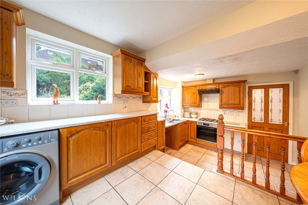 Property photo 3 of 33 Picture No. 06