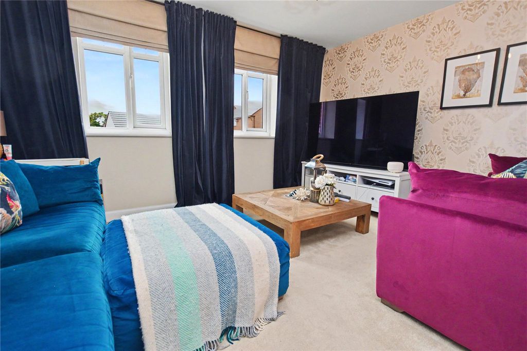 Property photo 2 of 11 Picture No. 08