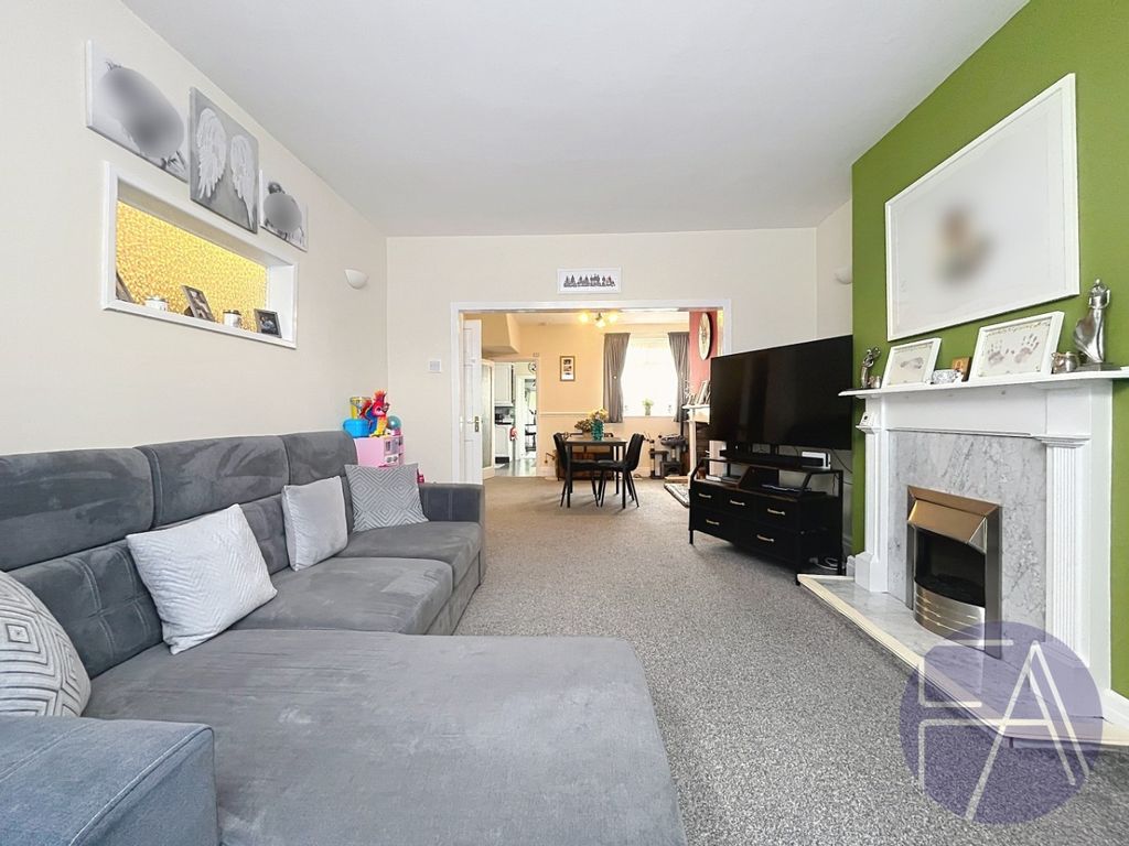 Property photo 3 of 31 5155713
