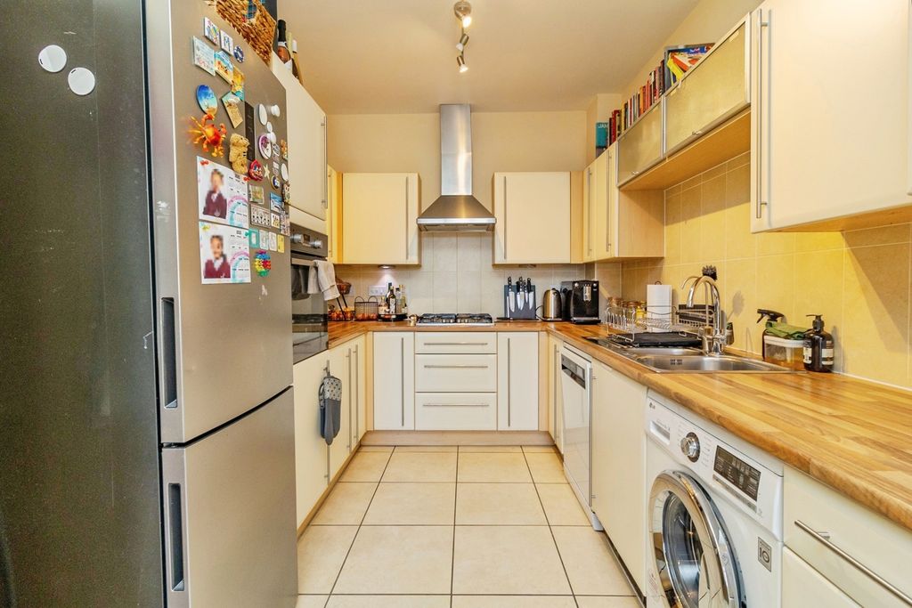 Property photo 2 of 20 Pbox-Img.Jpg