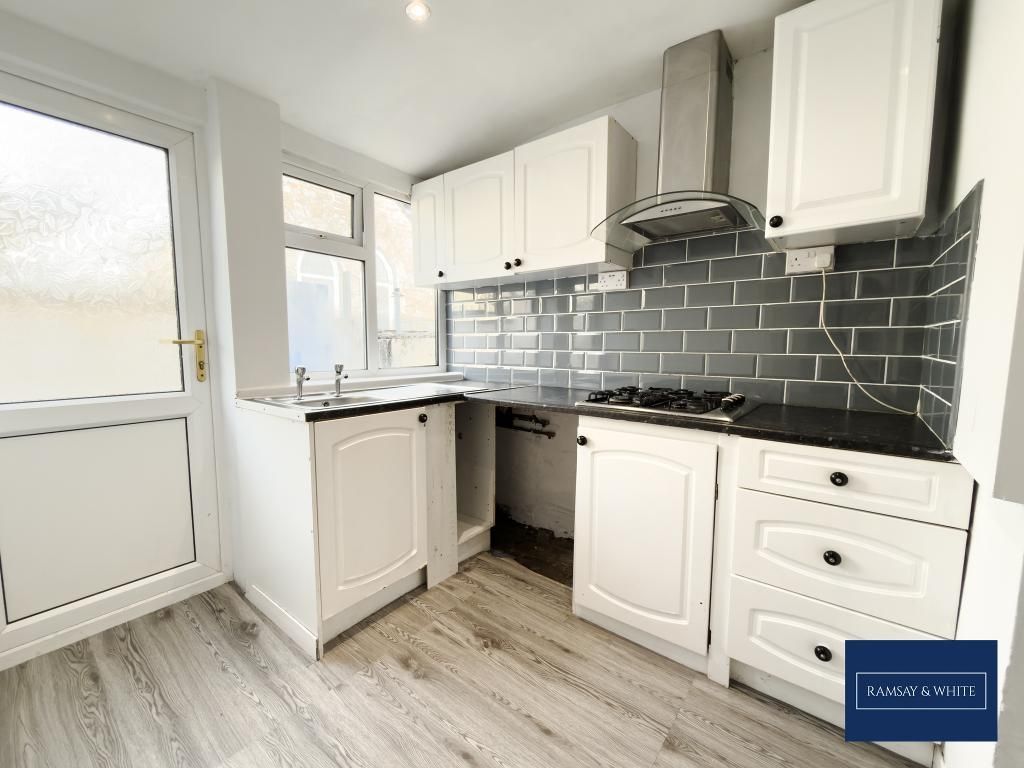 Property photo 2 of 11 Photo 2