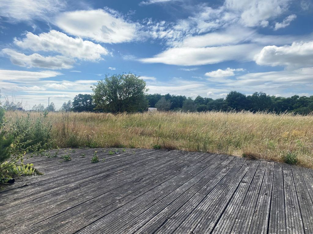 Property photo 3 of 15