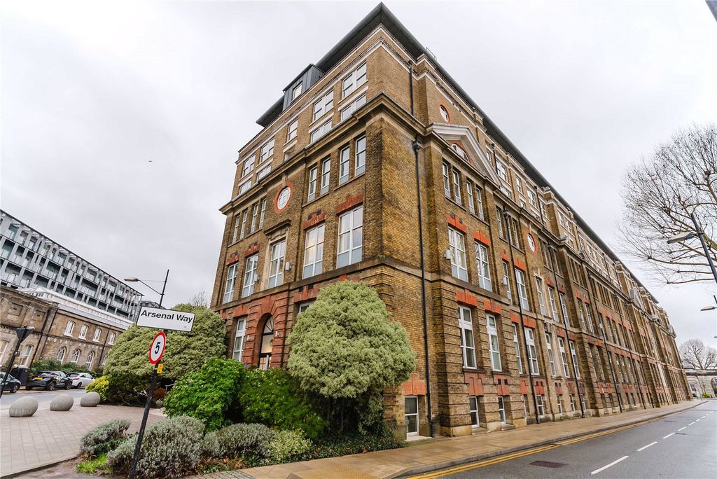 Property photo 1 of 17 Picture No. 06