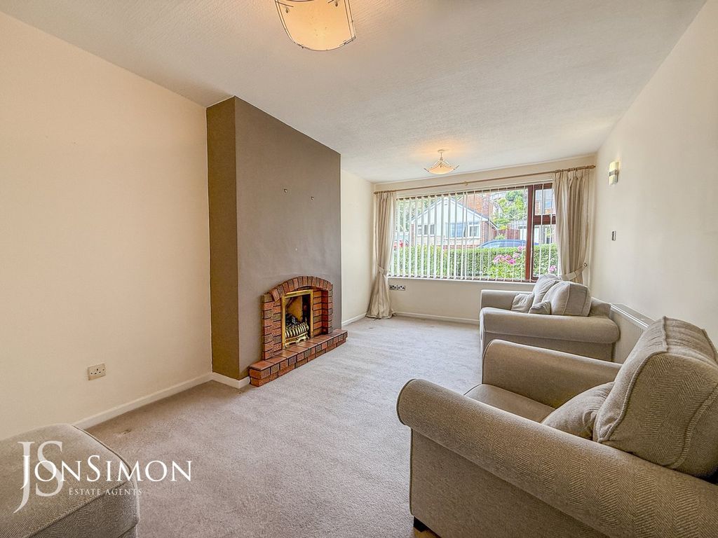 Property photo 3 of 24