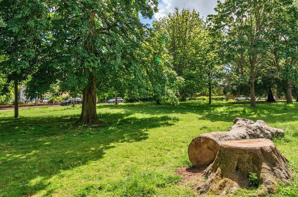 Property photo 1 of 15 Mont Le Grand
