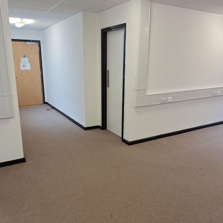Property photo 2 of 4
