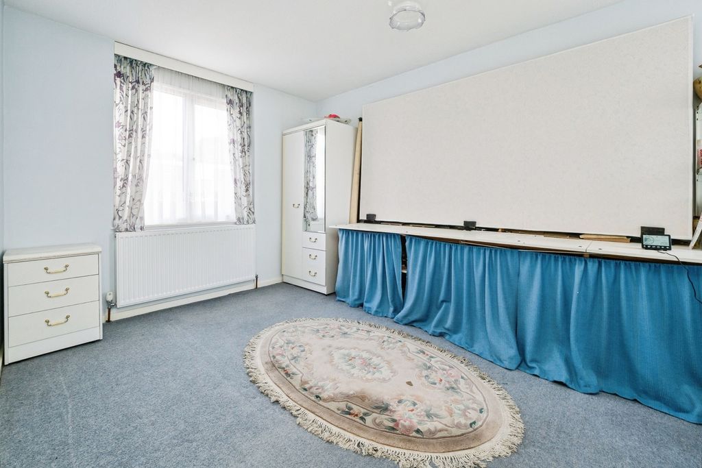 Property photo 3 of 14 Pbox-Img.Jpg