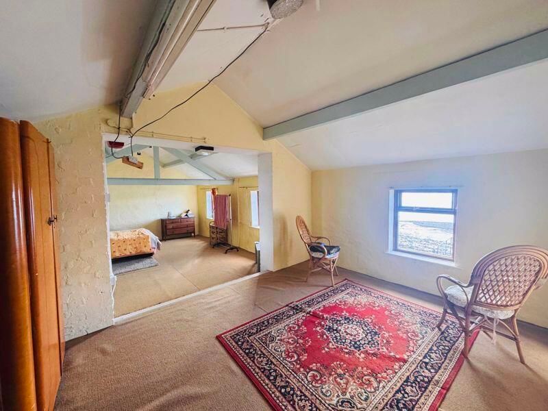 Property photo 3 of 31