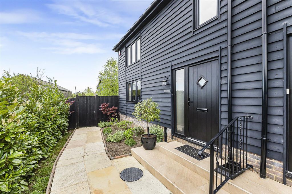 Property photo 2 of 32 Front