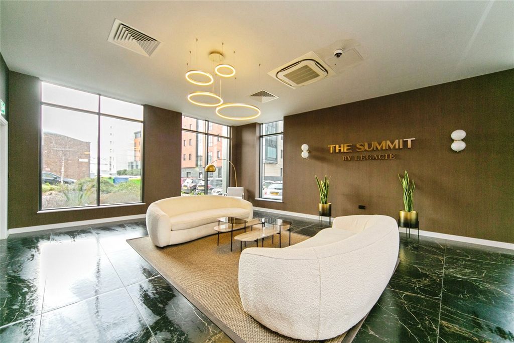 Property photo 3 of 17 Picture No. 34