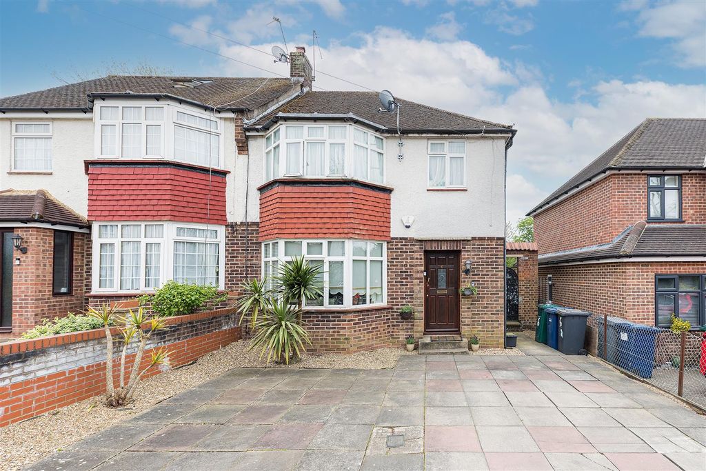 Property photo 1 of 13 014c.Jpg