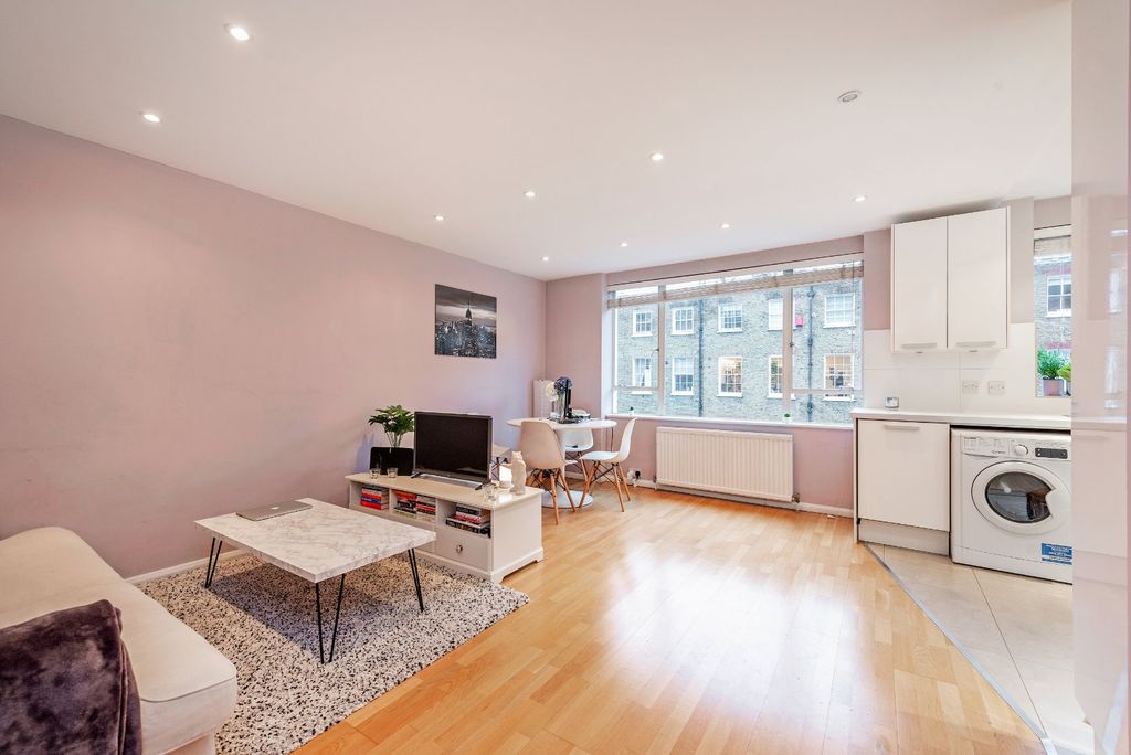 Property photo 1 of 10 Reception Room