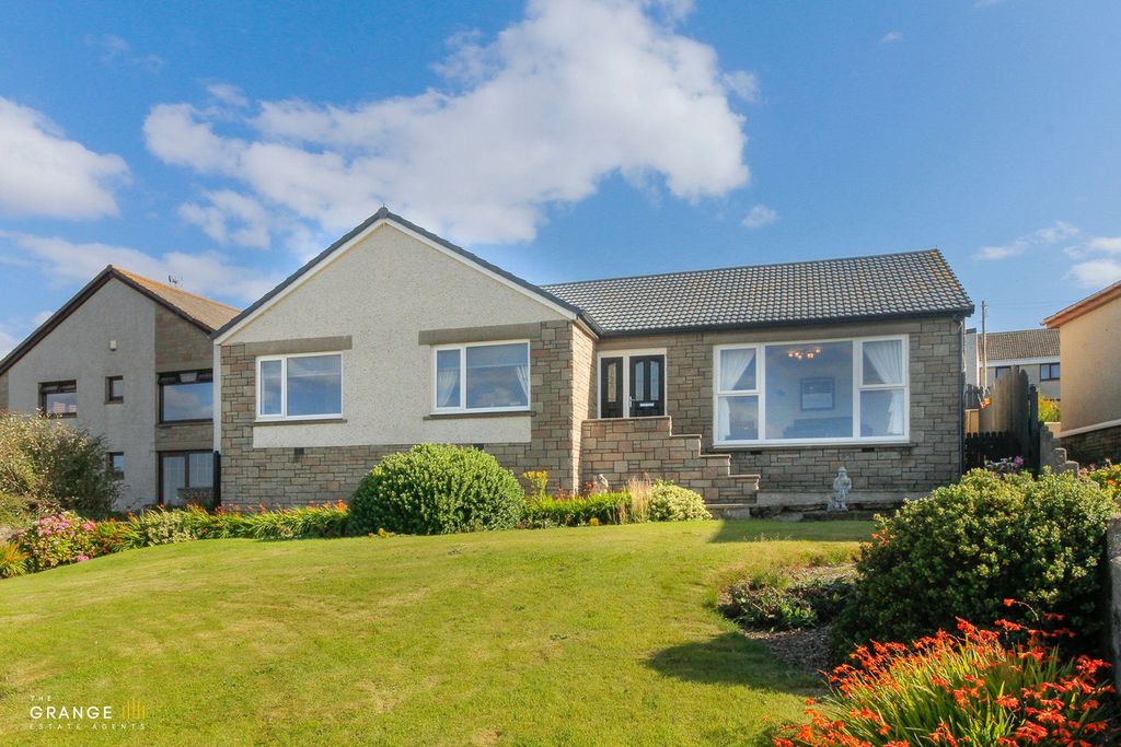 Property photo 1 of 34