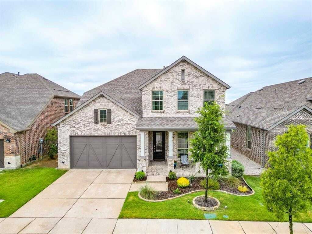 Property photo 1 of 30