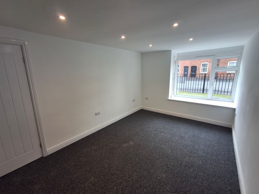 Property photo 3 of 10 1000072179