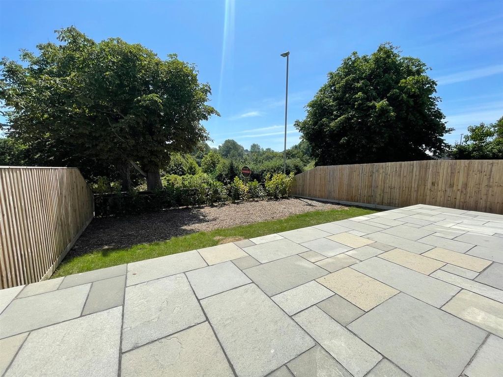 Property photo 2 of 13 4166 June Garden 2.Jpg