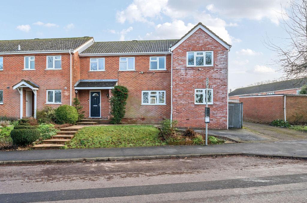 Property photo 1 of 15 1393034-4-69678Bd...