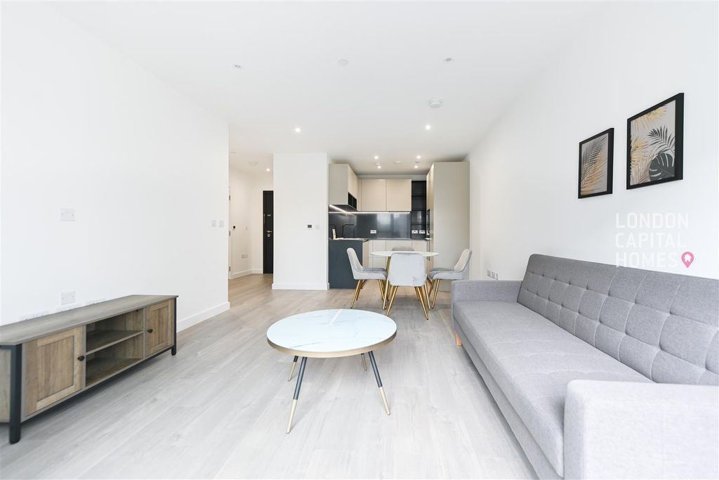 Property photo 1 of 17 1470-080.Jpg