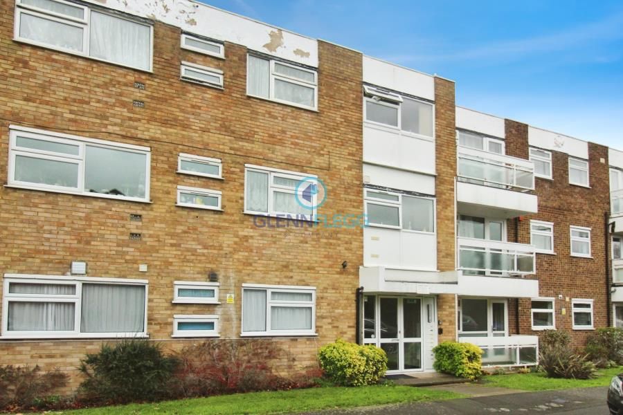 Property photo 1 of 12