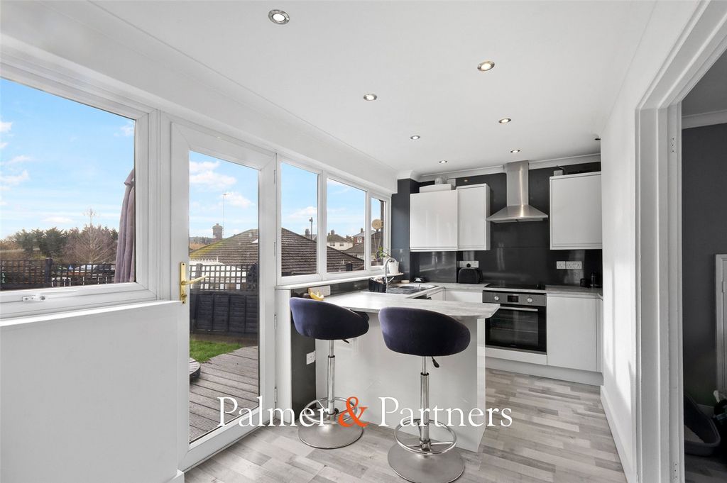 Property photo 2 of 13 Picture No. 07