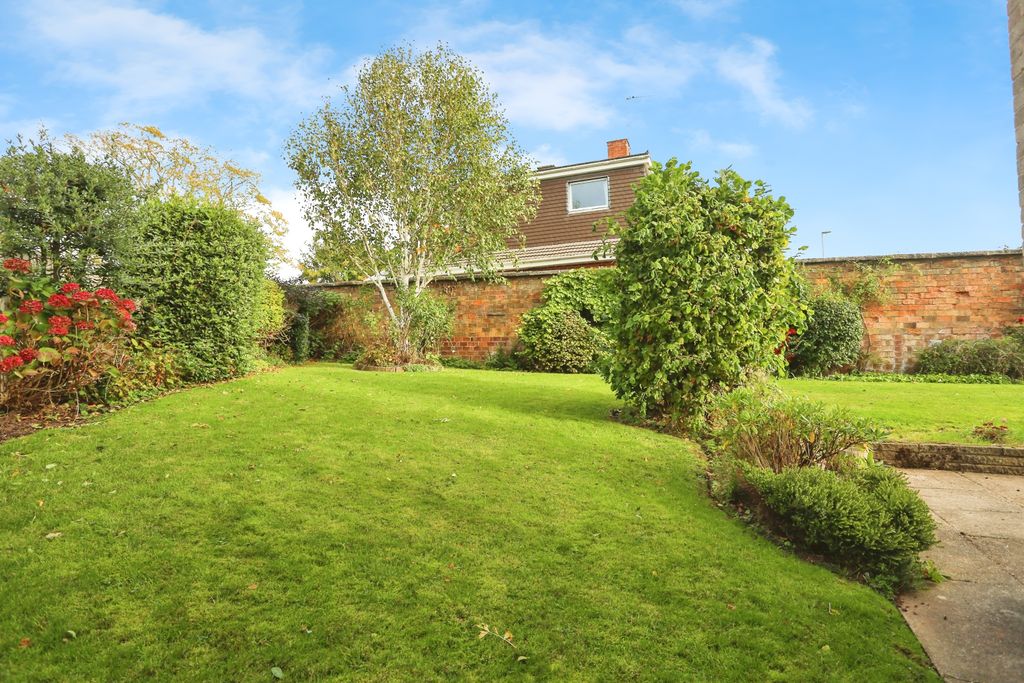 Property photo 2 of 20 Img_8136