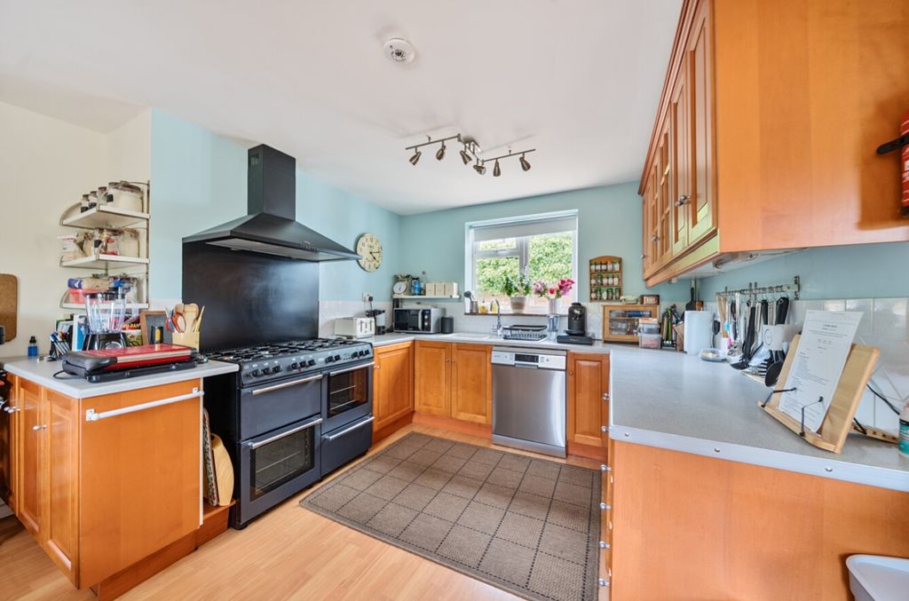 Property photo 3 of 32 1282521 (7)