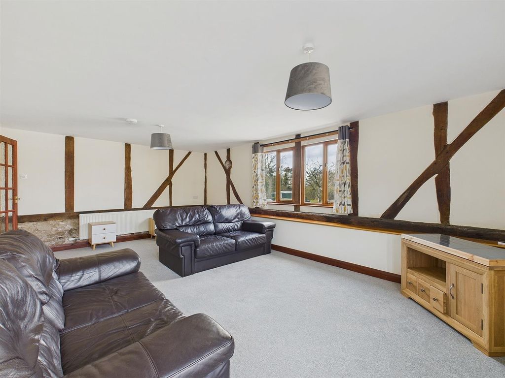 Property photo 3 of 16 Cam02541G0-Pr0412-Still002.Jpg