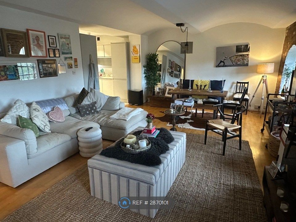Property photo 2 of 13 Living Room