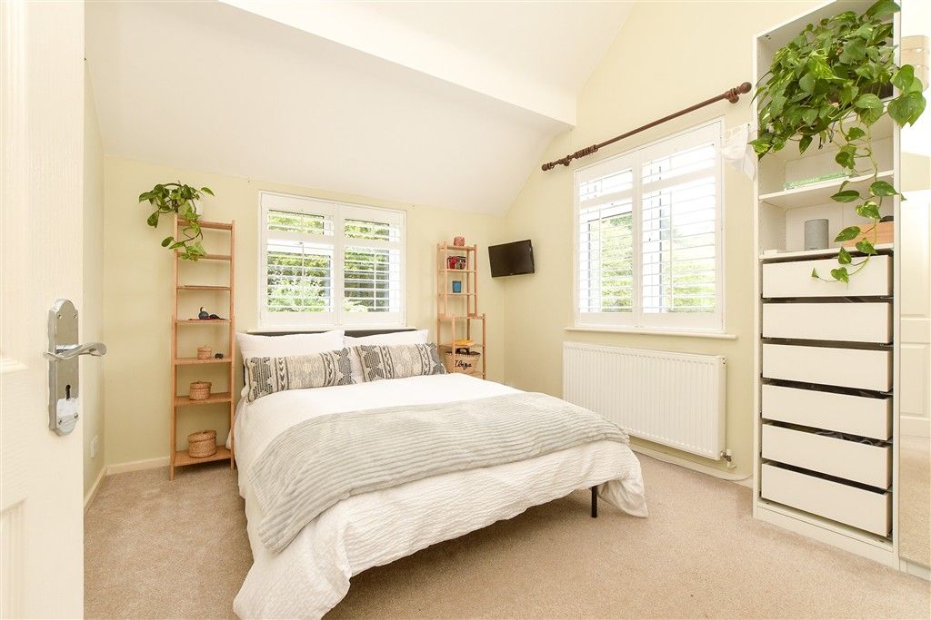 Property photo 3 of 16 Bedroom 1