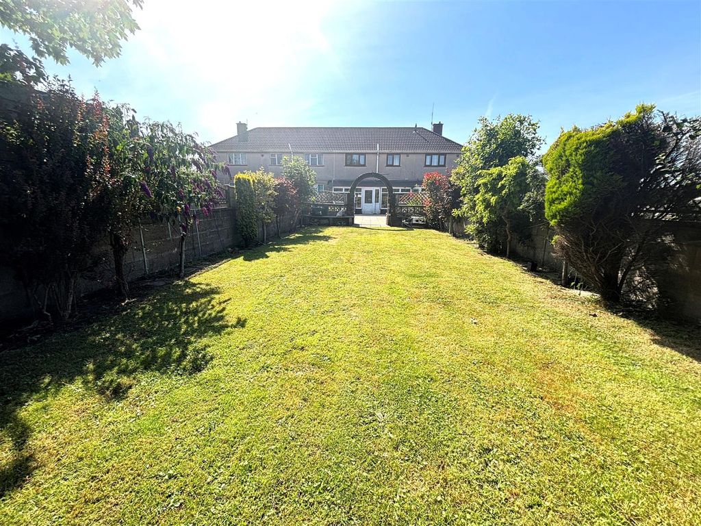 Property photo 2 of 17 Rear Garden