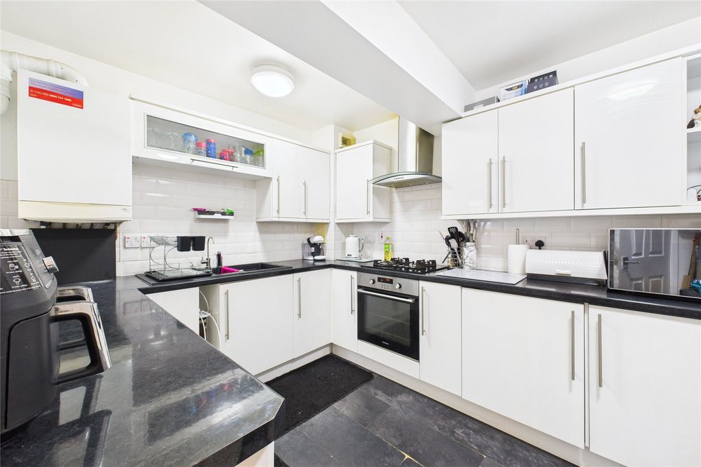 Property photo 2 of 6 Picture No. 02