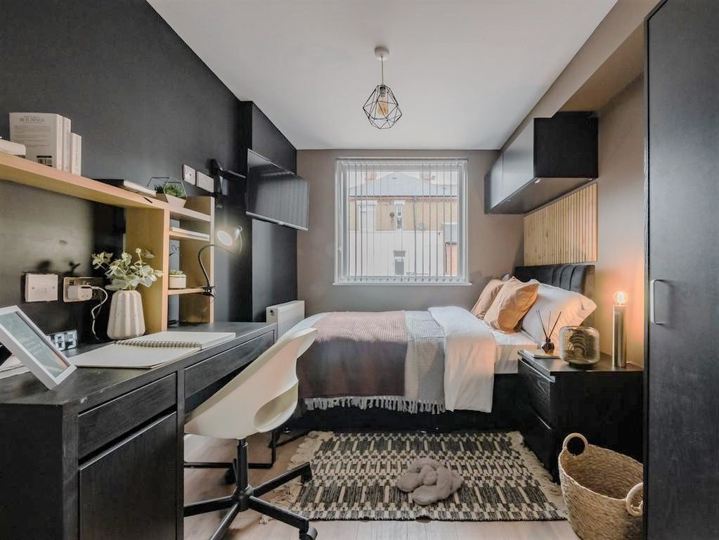 Property photo 1 of 4