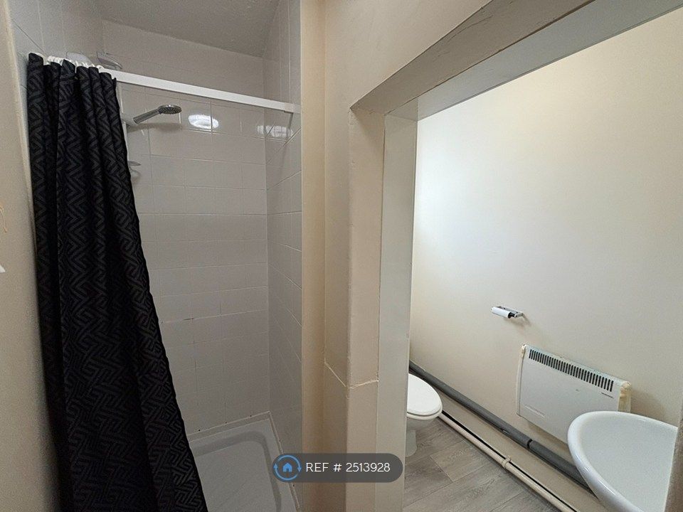 Property photo 3 of 3