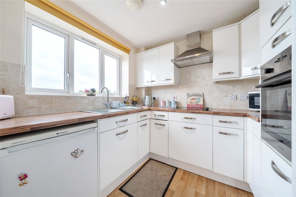 Property photo 3 of 16 Picture No. 07