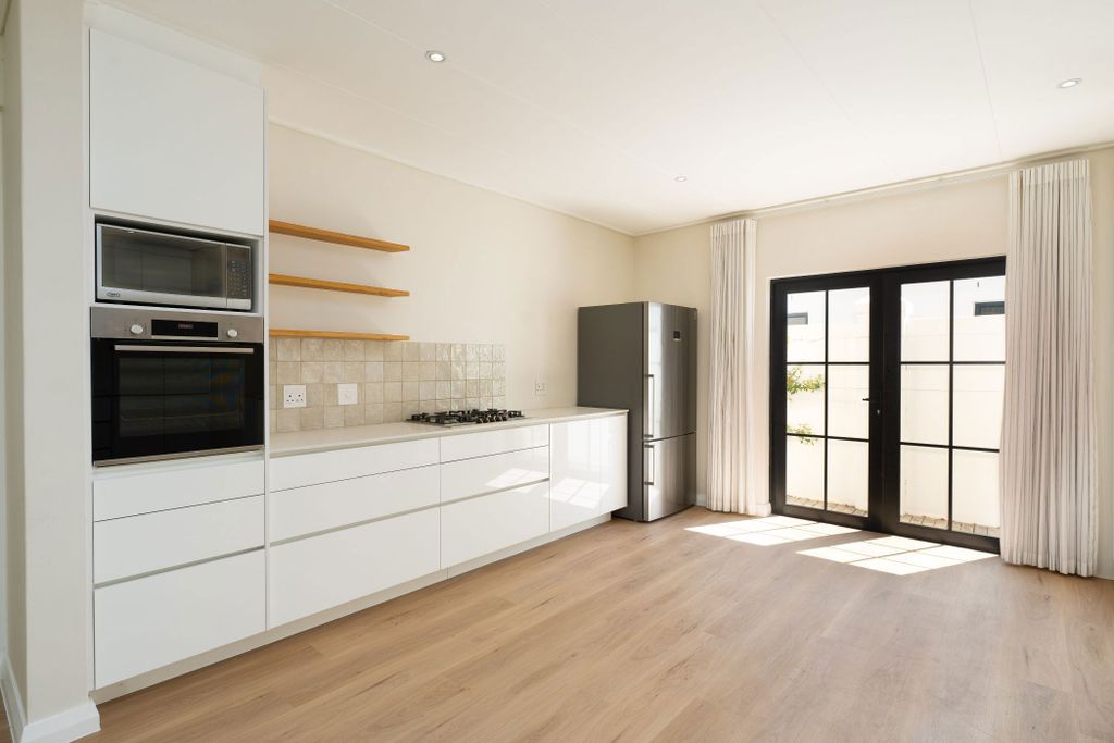 Property photo 3 of 45 Sw1720887