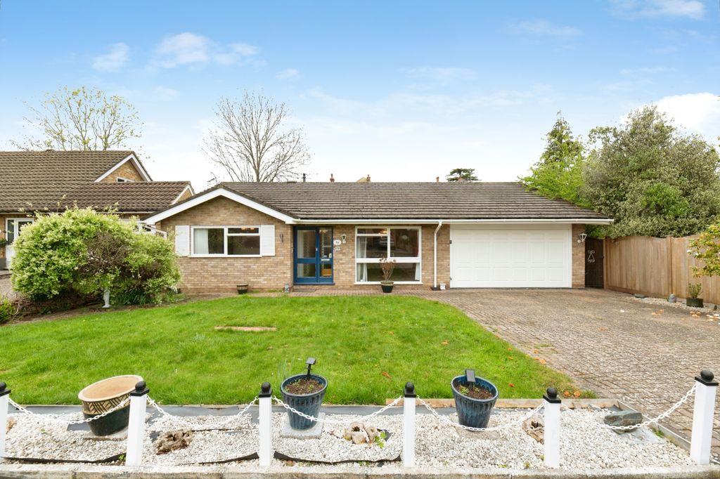Property photo 2 of 23
