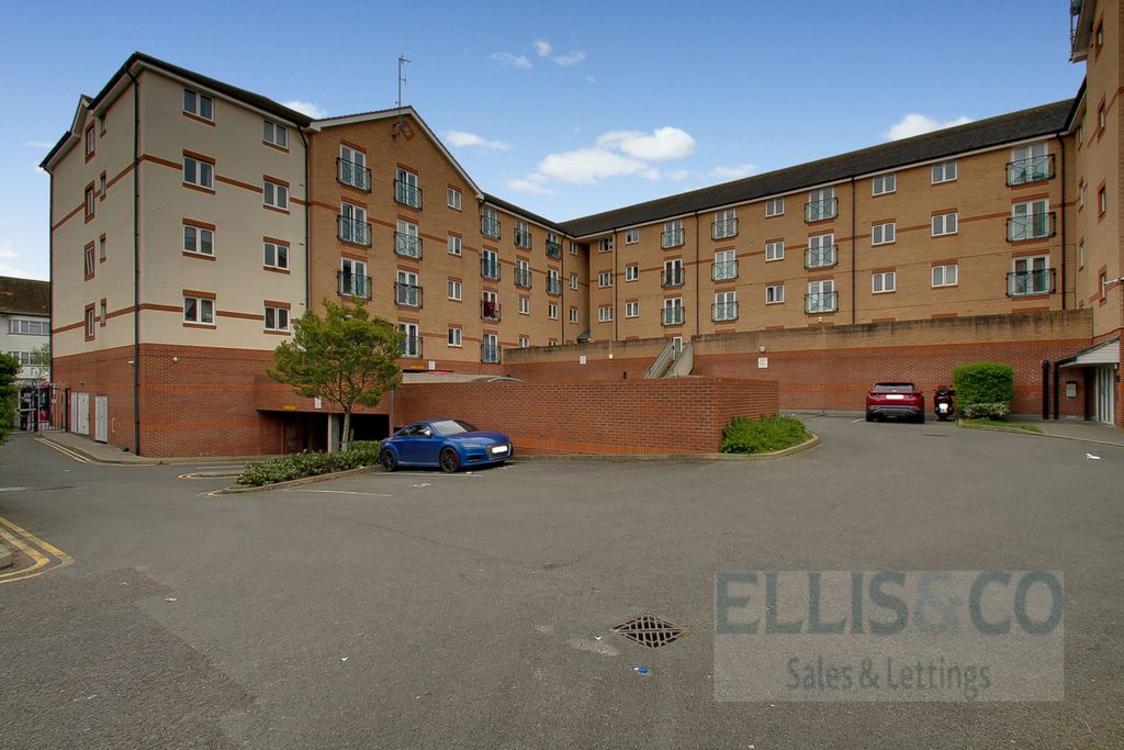 Property photo 1 of 13 Picture No. 02