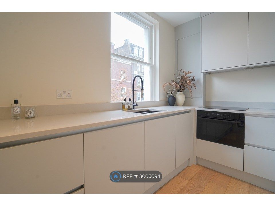 Property photo 2 of 20 Kitchen-2