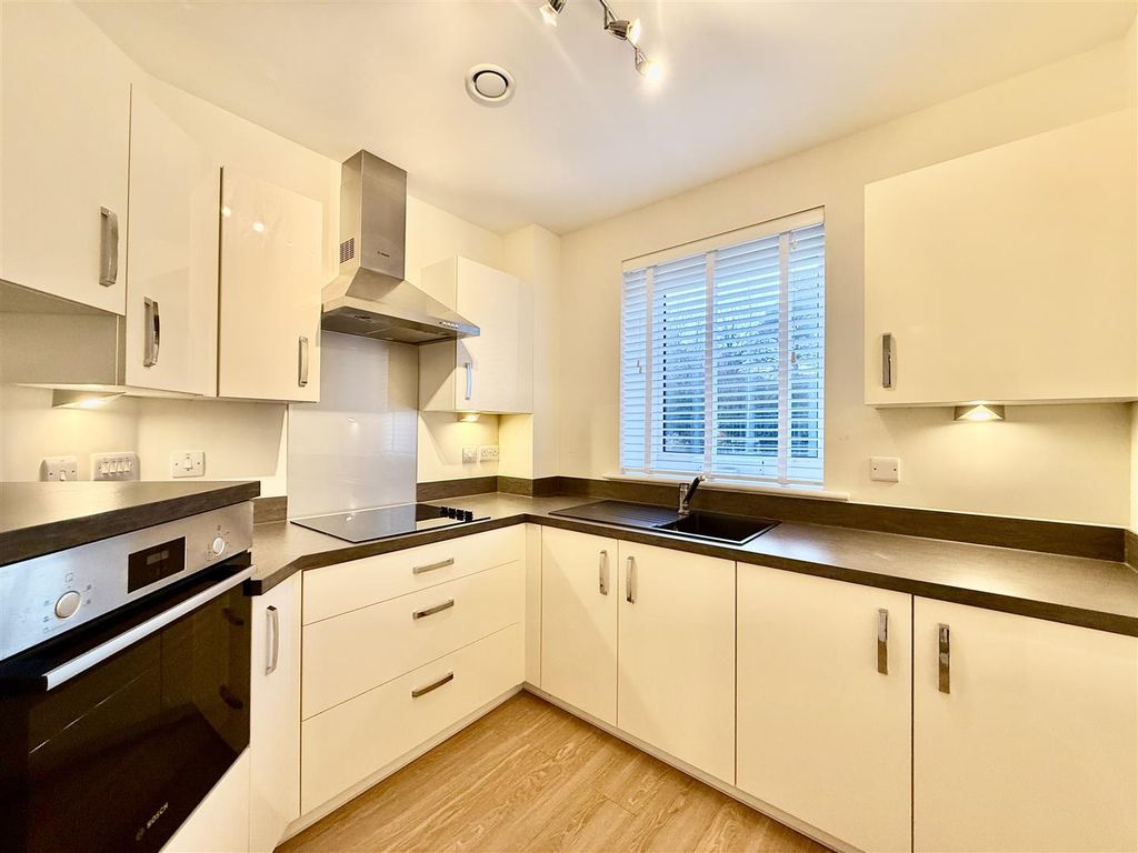 Property photo 3 of 9 Img_3779.Jpeg