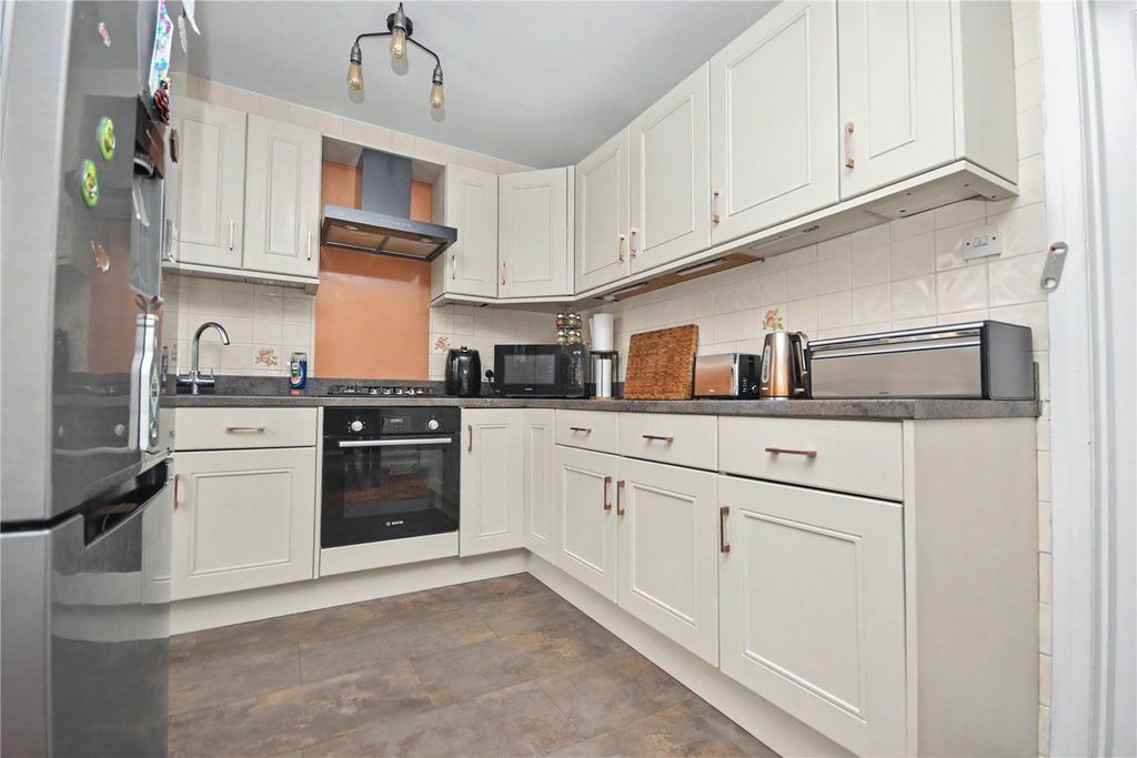 Property photo 2 of 10 Picture No. 05