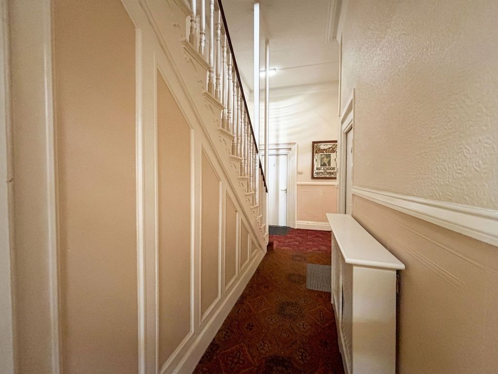 Property photo 2 of 78