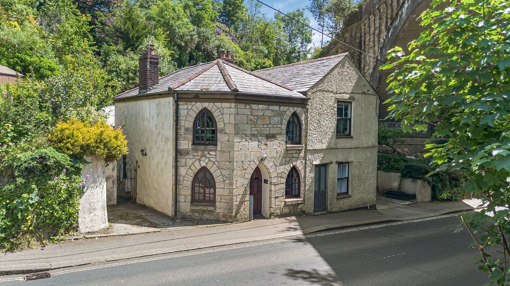 Property photo 1 of 29